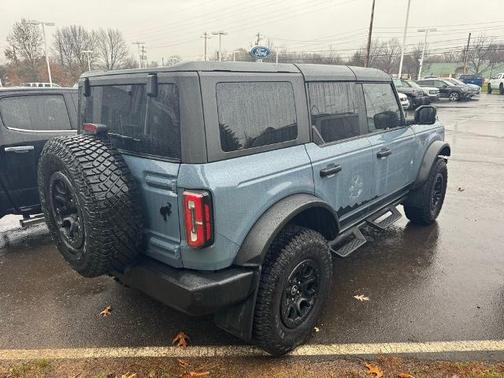 2024 Ford Bronco WILDTRAK