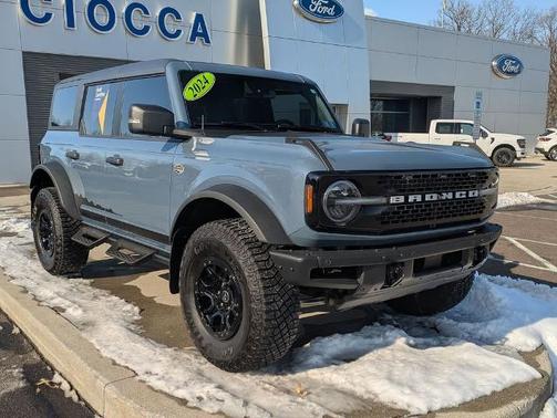 2024 Ford Bronco WILDTRAK
