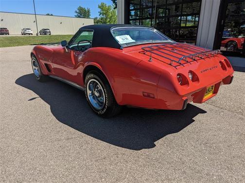 Photo 2 of 39 of 1975 Chevrolet Corvette