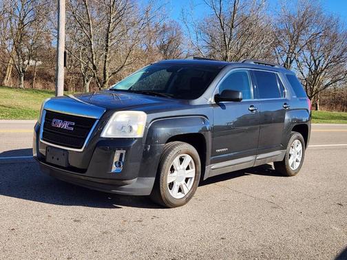 Ashen Gray Metallic 2013 GMC Terrain SLE-2
