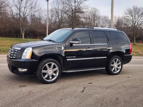 2007 Cadillac Escalade Base