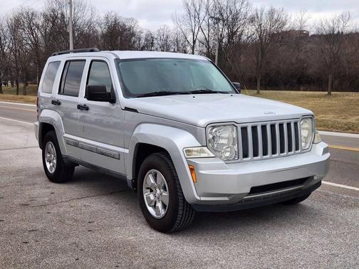 2011 Jeep Liberty Sport