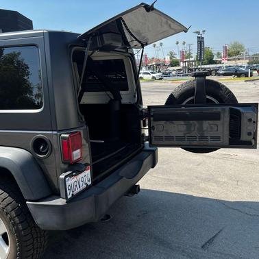 Granite Crystal Metallic Clearcoat 2016 Jeep Wrangler Unlimited Sport