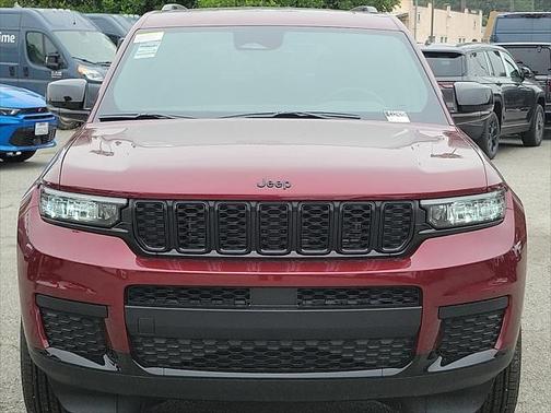 2025 Jeep Grand Cherokee L Altitude