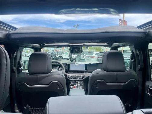 2025 Jeep Wrangler 4xe Rubicon