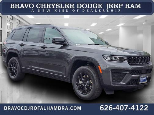 Baltic Gray Metallic Clearcoat 2026 Jeep Grand Cherokee L Altitude