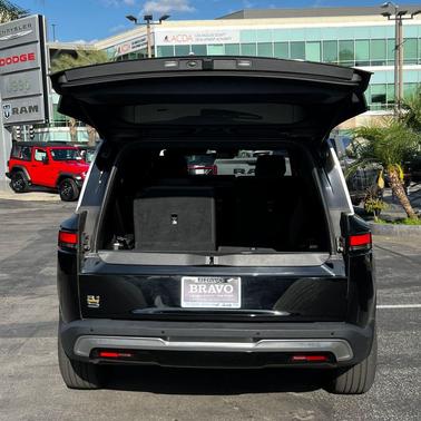 Midnight 2023 Rivian R1S Adventure