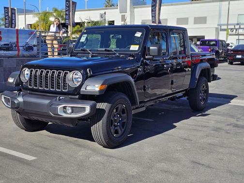 2026 Jeep Gladiator Sport