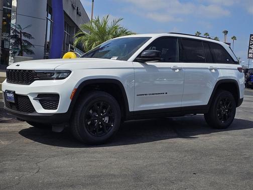 2025 Jeep Grand Cherokee Altitude