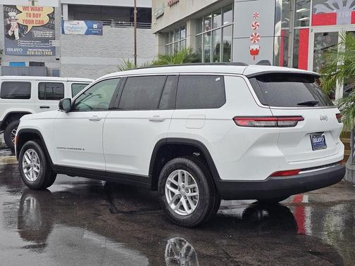 2025 Jeep Grand Cherokee L Laredo