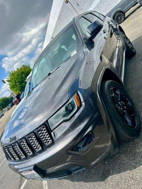 2021 Jeep Grand Cherokee Laredo