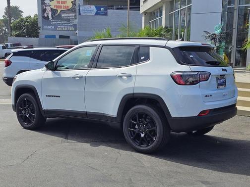 2025 Jeep Compass Latitude