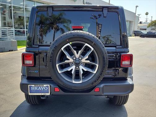 2025 Jeep Wrangler 4xe Sport S