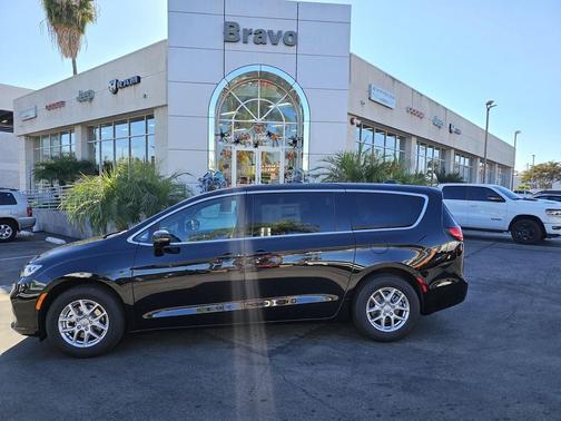 2026 Chrysler Pacifica L