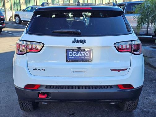 2026 Jeep Compass Trailhawk