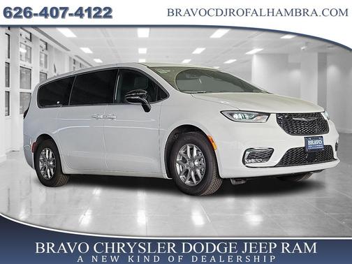 2025 Chrysler Pacifica L