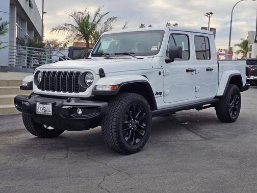 2025 Jeep Gladiator Nighthawk