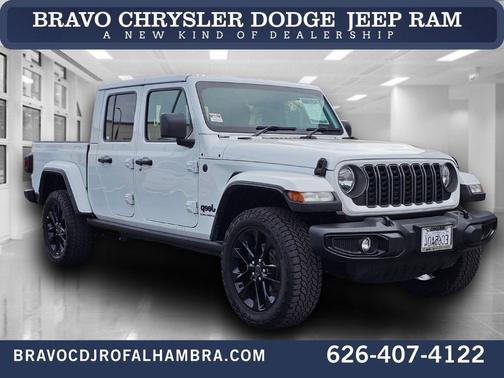2025 Jeep Gladiator Nighthawk