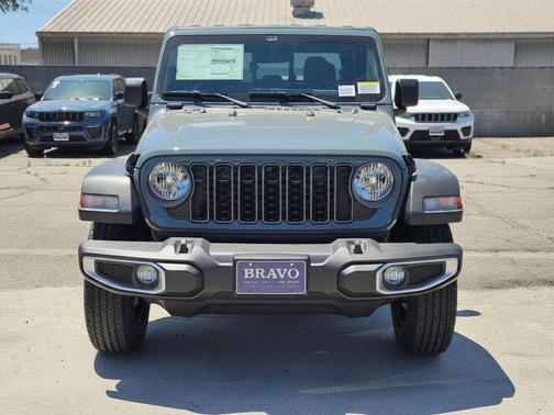 Anvil Clearcoat 2026 Jeep Gladiator Sport
