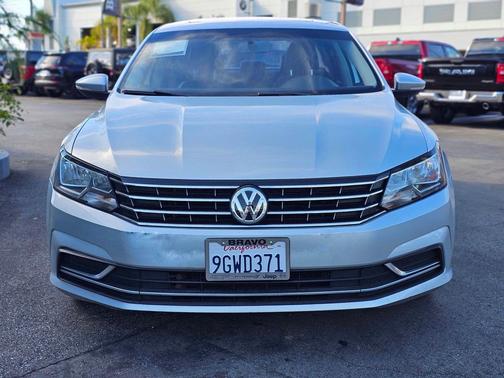 2019 Volkswagen Passat 2.0T Wolfsburg Edition