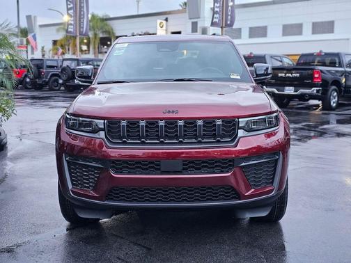 Velvet Red Pearlcoat 2026 Jeep Grand Cherokee Altitude