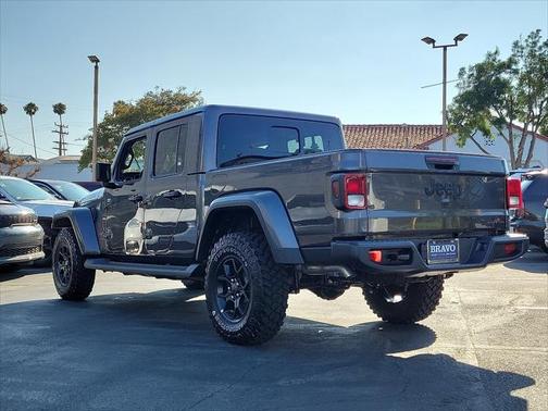 2025 Jeep Gladiator High Tide
