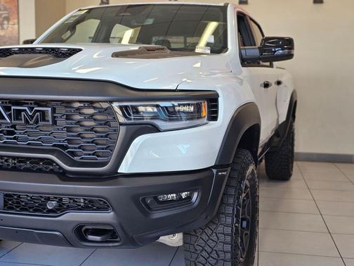 2026 RAM 1500 RHO Crew Cab 4x4 5'7' Box