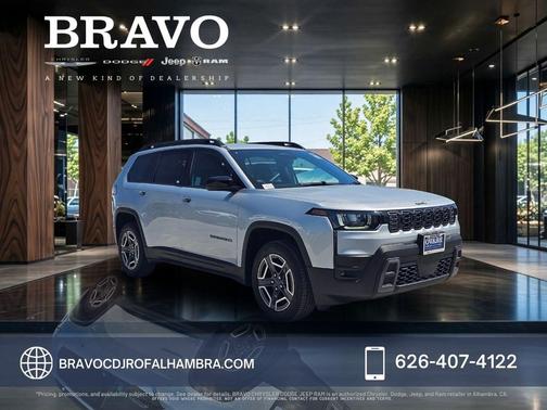 Silver Zynith Clearcoat 2026 Jeep Cherokee Laredo 4x4