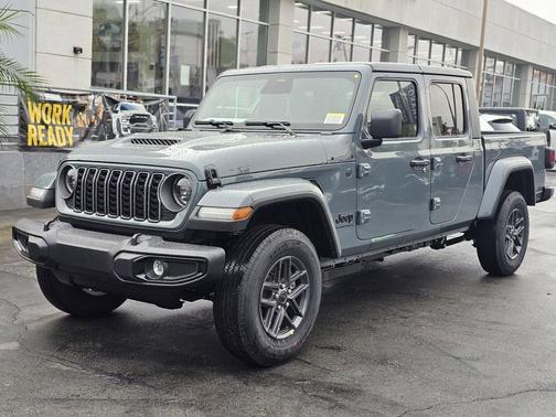 2026 Jeep Gladiator Sport S