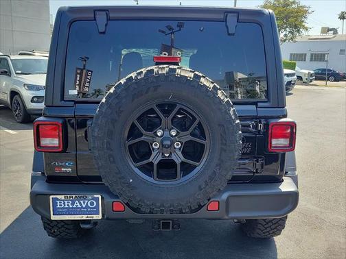 2025 Jeep Wrangler 4xe Willys