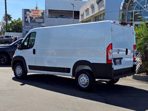 Bright White Clearcoat 2026 RAM ProMaster 2500 Tradesman