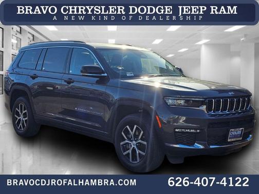 Baltic Gray Metallic Clearcoat 2023 Jeep Grand Cherokee L Limited