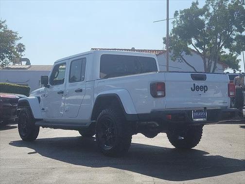 2025 Jeep Gladiator High Tide