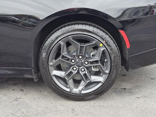 Diamond Black Crystal Pearlcoat 2026 Dodge Charger R/T