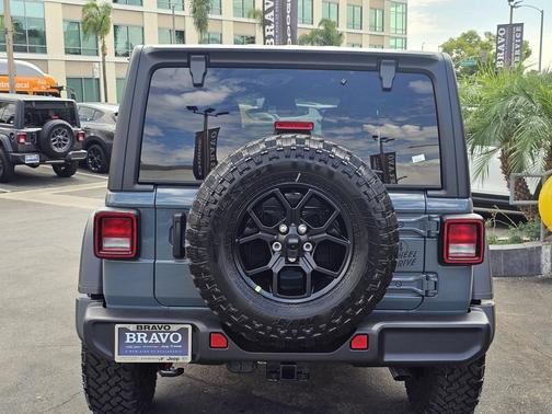2025 Jeep Wrangler Willys
