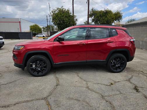 Red Hot Pearlcoat 2026 Jeep Compass Latitude