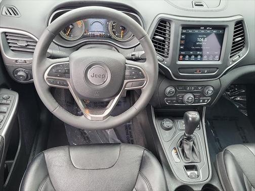 2022 Jeep Cherokee Latitude Lux