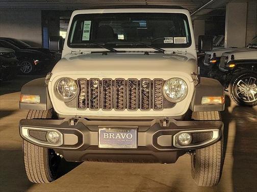 2025 Jeep Gladiator Sport