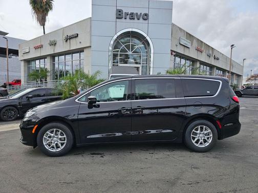2026 Chrysler Pacifica L