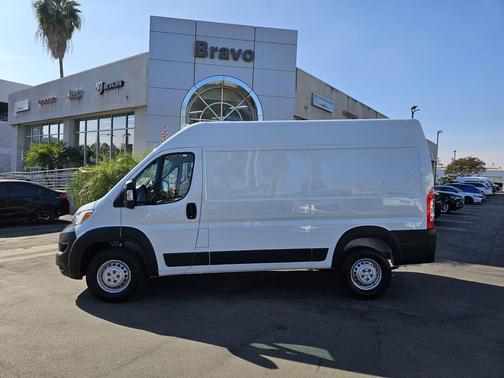 2026 RAM ProMaster 2500 Tradesman
