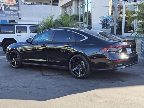 2023 Honda Accord Hybrid Base