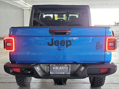2025 Jeep Gladiator Willys