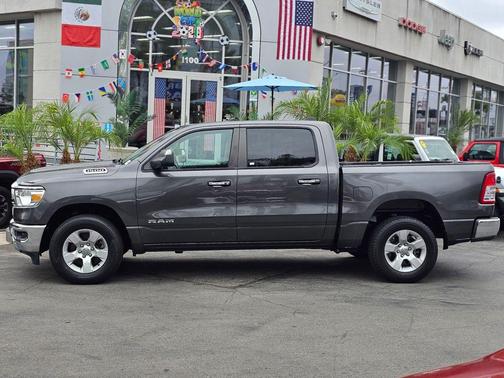 Granite Crystal Metallic Clearcoat 2019 RAM 1500 Big Horn