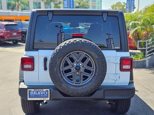 Bright White Clearcoat 2026 Jeep Wrangler Sport S