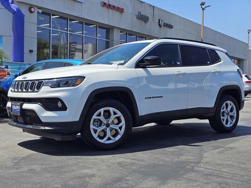 2025 Jeep Compass Latitude