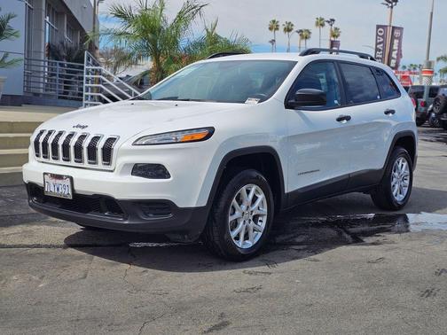 2015 Jeep Cherokee Sport