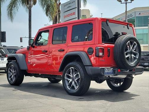 2025 Jeep Wrangler 4xe Sport S