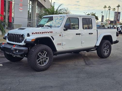 2026 Jeep Gladiator Mojave 4x4