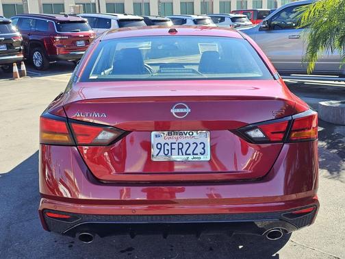 2023 Nissan Altima SR FWD