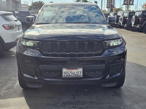 2023 Jeep Grand Cherokee L Altitude